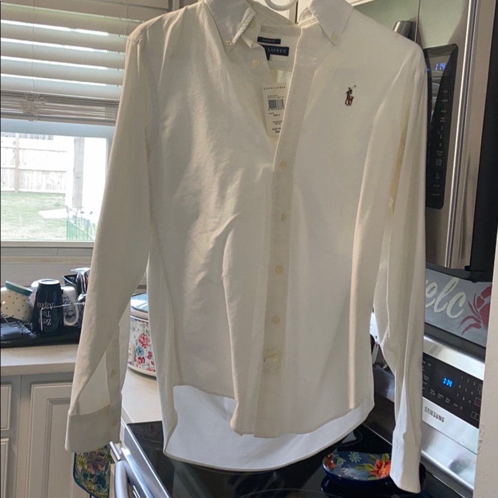 Ralph Lauren Classic Fit Oxford Button down NWT!!